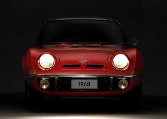 Opel, e luce fu...