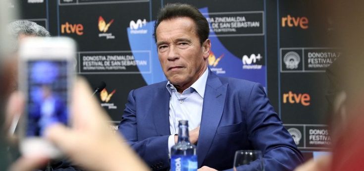 Paura per Arnold Schwarzenegger, operato d'urgenza al cuore 