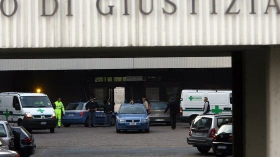 Strage al Tribunale di Reggio Emilia: il ministero della Giustizia dovrà pagare il risarcimento