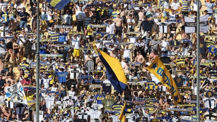 Parma, lo stadio è sostenibile: raccolta differenziata e recupero dei pasti al Tardini