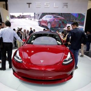 Cina, nuovi segnali di distensione: giù i dazi sulle importazioni di auto e ricambi