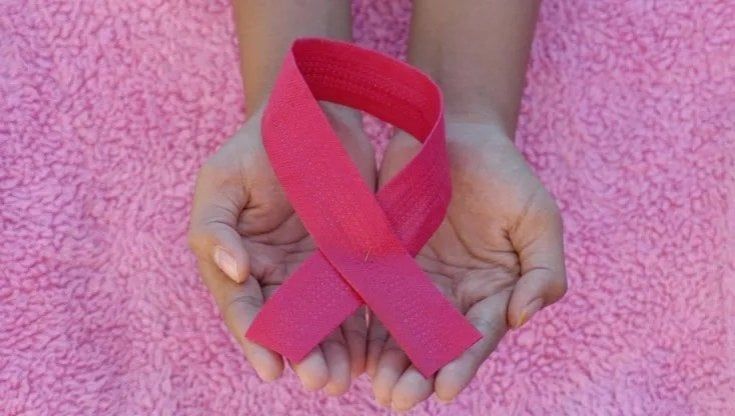 "Dal cancro si guarisce": ora la lotta ai tumori passa anche attraverso il linguaggio