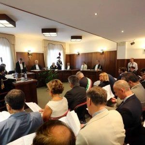 La Corte dei Conti della Liguria: rischio insolvenza e fallimento di Arte