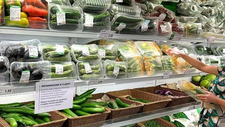 Troppo caldo e grandine, a Firenzemeno verdura nei supermercati