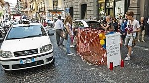 De Magistris e la Donati<br />indagati per le buche