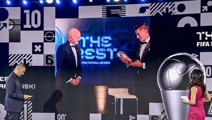 Best Fifa Awards: trionfa Lewandowski, battuti Messi e Ronaldo