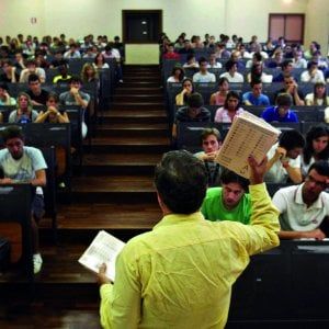 La Regione accende la guerra tra Atenei: soldi agli studenti che tornano in Sicilia