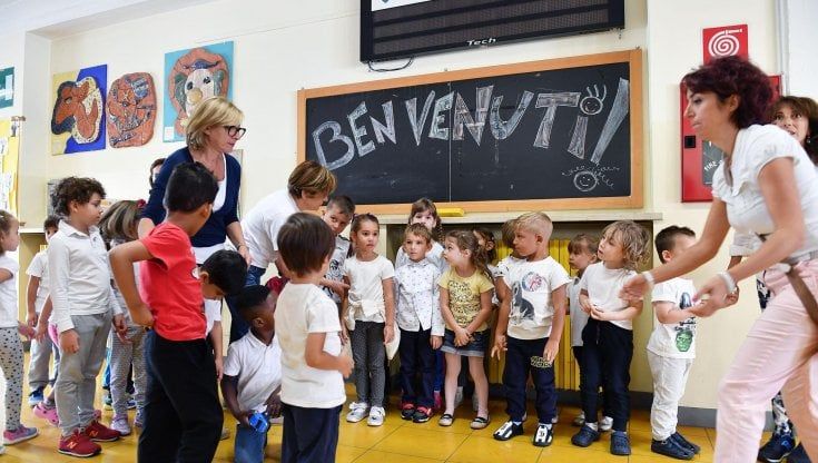 Ma a Palermo porte ancora chiuse: restano a casa quasi 500 bimbi