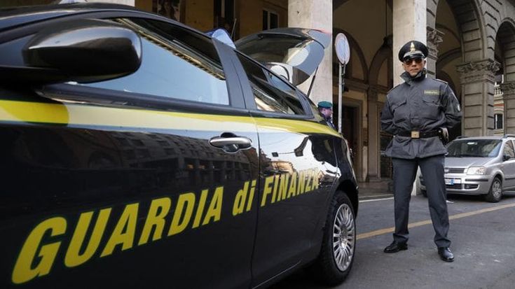Festival dell’Oriente: sequestrati 320mila articoli, multe per 640mila euro e 55 lavoratori in nero