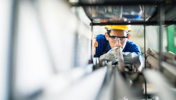 Pmi, migliora il clima di fiducia: segnali di ripresa tra Pnrr e Borsa