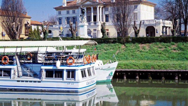 Padova - Venezia: a bordo del Burchiello in crociera sul Brenta