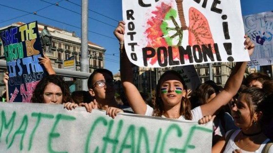 Verdi, al via gli stati generali della green economy, il contro-vertice dedicato all'ambiente