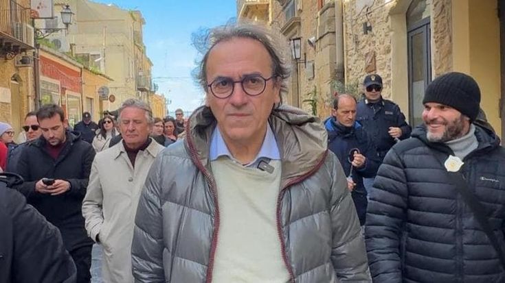 Bonelli: “Il Ponte sullo Stretto è uno schiaffo al Paeseche sta sprofondando”
