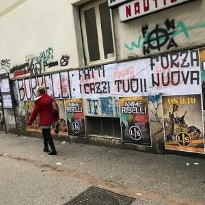 Forza nuova, striscioni contro Borrelli per aver difeso Repubblica