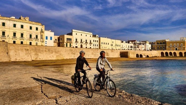 Alla scoperta della Puglia pedalando in bicicletta: percorsi, storie e curiosità
