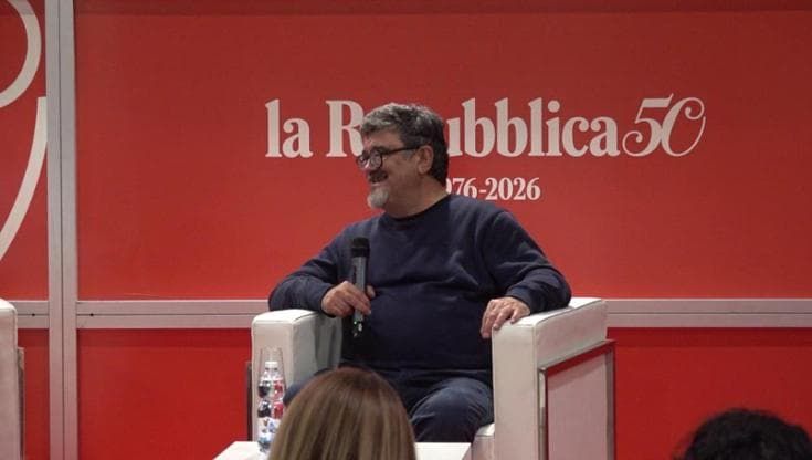 Salone del Libro, Pannofino: "Giuli in auto da uno stand all'altro e sarei io il pigro?"