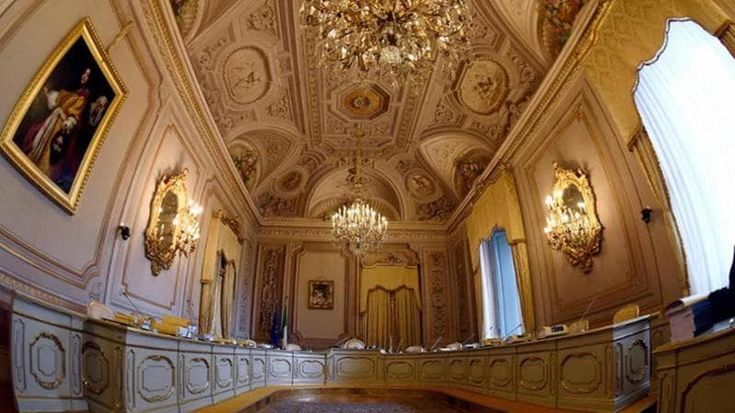 Consulta, fumata nera: si tratta a oltranza sul nome del forzista