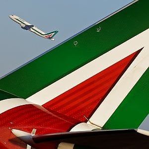 Alitalia, ancora presto per una trattativa in esclusiva