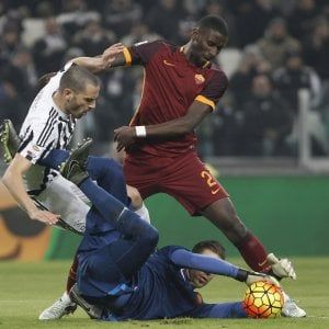 Juventus-Roma: Allegri con Rugani e Chiellini, Spalletti con Gerson. Salah in panchina