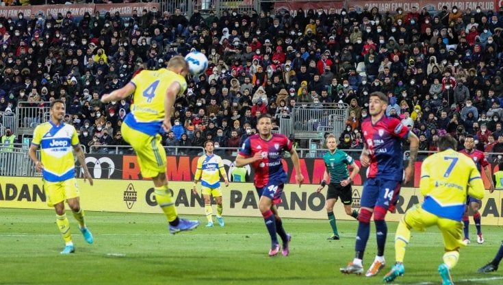 Le pagelle di Cagliari-Juventus: Pavoletti non lascia il segno, Cuadrado cambia la partita