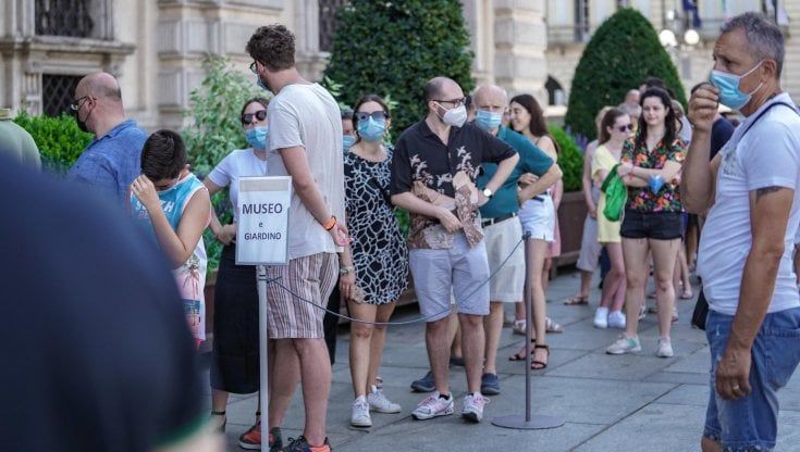 Gli stranieri trascinano il boom di turisti a Ferragosto