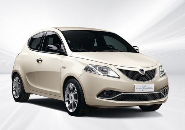 Lancia Ypsilon