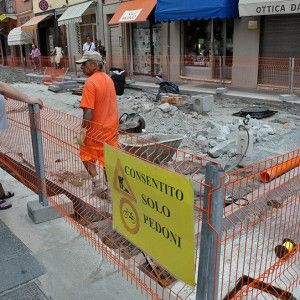Da via Trento a via Langhirano, estate di cantieri