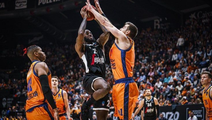 Virtus Bologna in finale di EuroCup: 83-73 a Valencia 