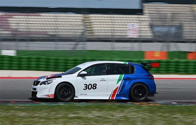 “Vita dai box con Peugeot 308 Tcr”, non solo gare