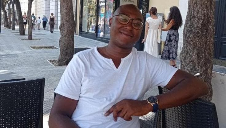 “Dormivo sulla spiaggia, Bari mi ha dato una casa e un lavoro. Qui farò crescere i miei figli”