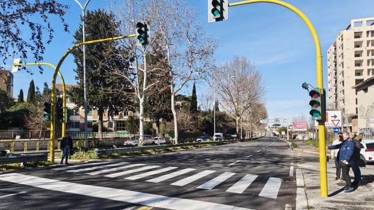 Incidente mortale al Collatino: investito e ucciso a 18 anni dal conducente di una Smart