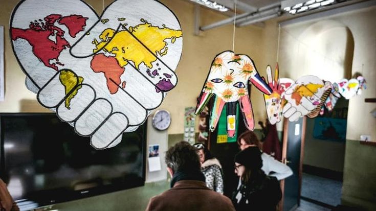 La scuola boccia il tetto di stranieri “Servono invece più insegnanti”