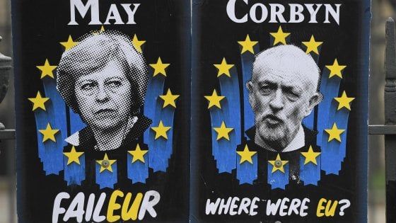 Incontro May-Corbyn per scongiurare il No Deal, il leader Labour: "Bene, ma intesa lontana"