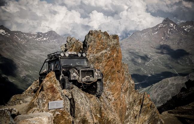 007 Elements, Spectre si sposta sulle Alpi