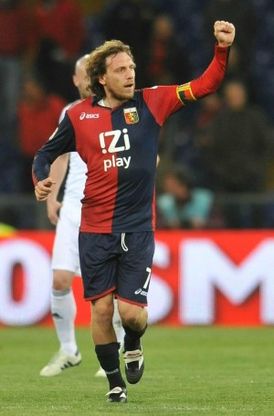 Il Genoa ammaina la "bandiera"<br />Marco Rossi verso il Livorno