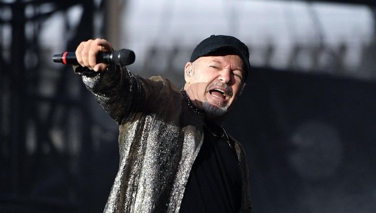 Vasco Rossi arriva su Netflix, una serie tutta per lui: 'Il supervissuto'