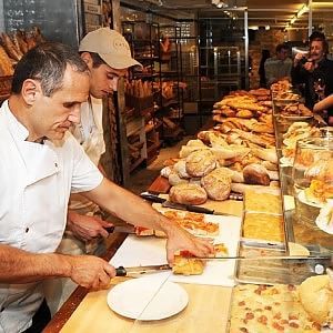 Eataly, nel 2014 i ricavi salgono a quota 330 milioni con margini in crescita