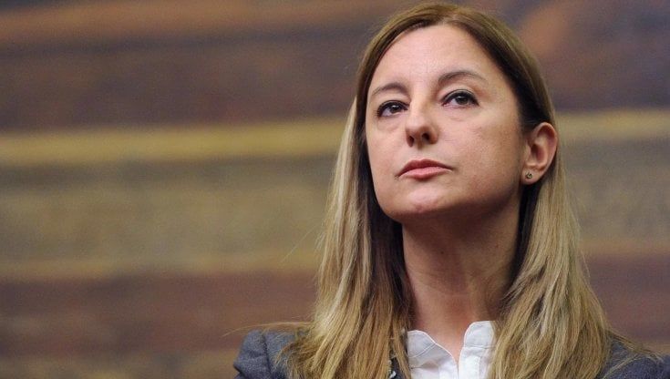 Governo, Lombardi: "Scenda dal treno chi ha vinto alla lotteria dei clic. Spero che Draghi mi stupisca"