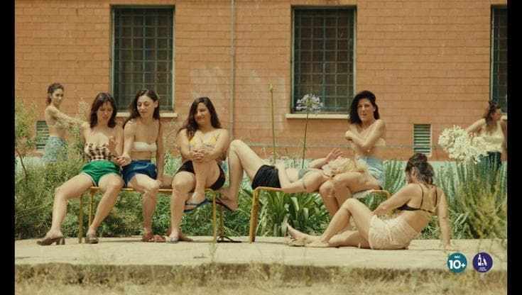 Fuori di Mario Martone, il film con Golino, De Angelis ed Elodie a Cannes