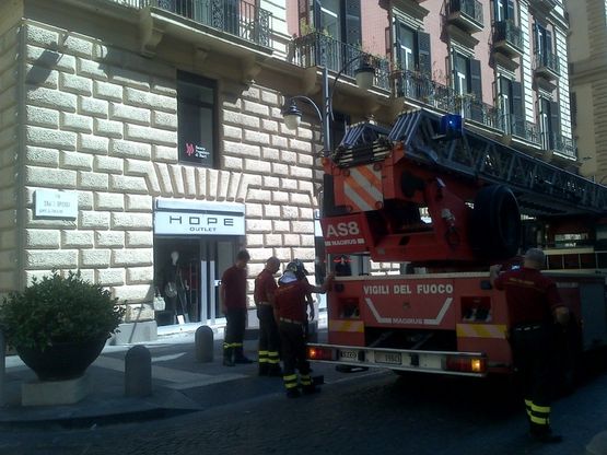 <span style="font-weight: bold;">I pompieri "spicconano" il consiglio comunale<br /></span>