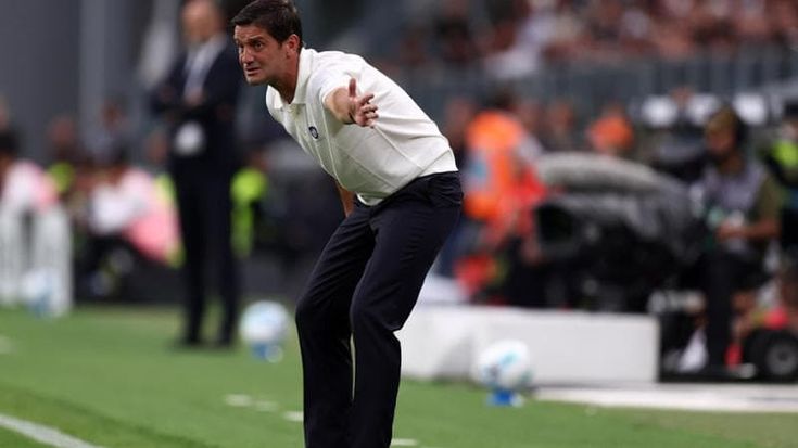 Inter, Chivu sbotta coi tifosi durante l’allenamento: “Rispettate i giocatori o andatevene a Milanello”