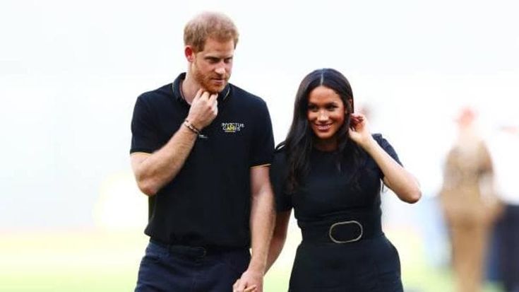 Carlo III riceve Harry, Meghan e i nipoti: riconciliazione in casa Windsor