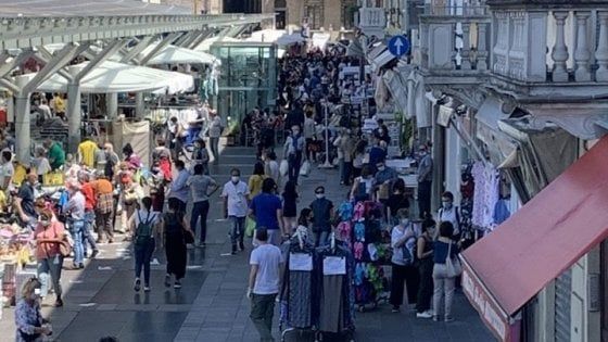 Norme anti Covid violate, Casa: "Due ambulanti sanzionati in Ghiaia"