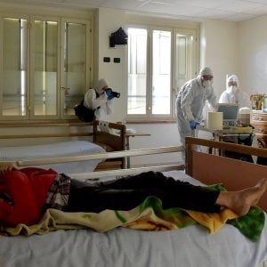 Coronavirus a Bologna, "la fase 1 nelle case di riposo andrà avanti ancora"