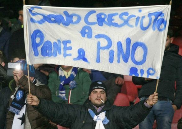 Al San Paolo gli striscioni per Pino Daniele