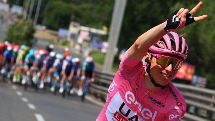Tour de France, Pogacar all’attacco del mito: “I capolavori nascono sotto pressione, ma rispetto al Giro sto anche meglio”