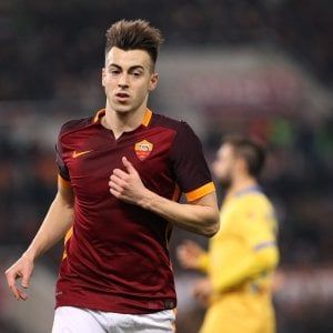 Roma, caccia al difensore. El Shaarawy: sacrificio e corsa