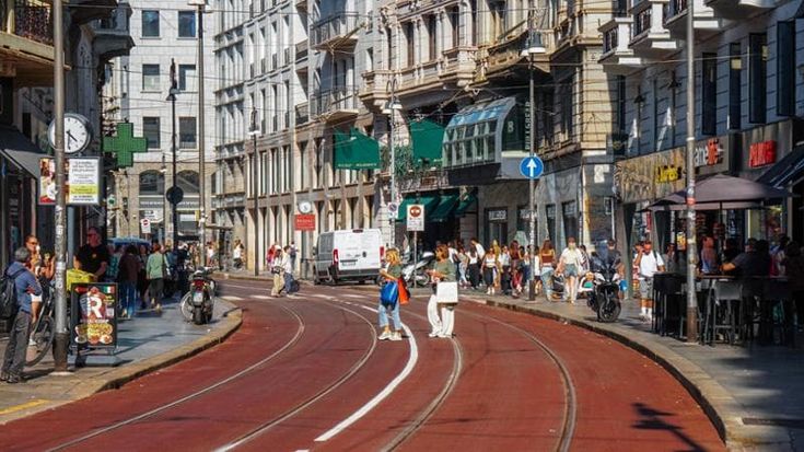 Corso di Porta Romana, lavori da novembre: arrivano asfalto rossastro e marciapiedi più larghi