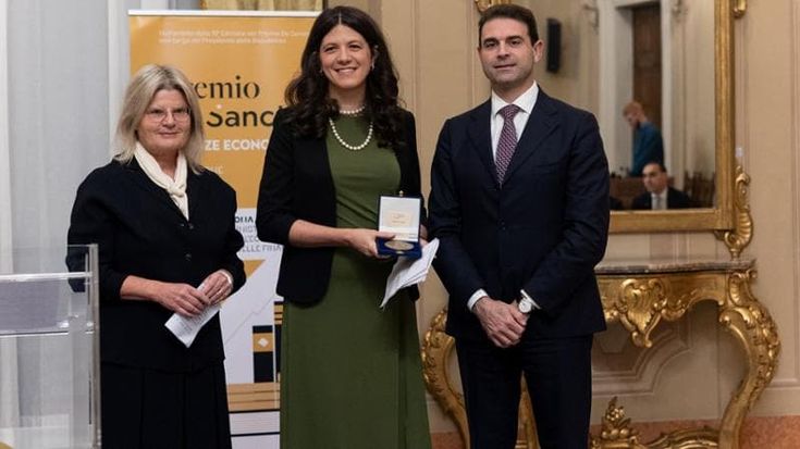 Alessandra Voena: “Decisiva per le donne la felicità professionale. È questa la svolta che aiuta a fare figli”