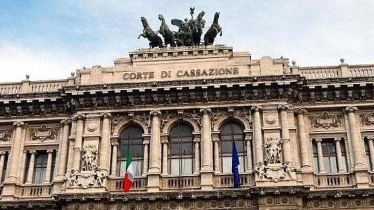 Il papà muore per un errore medico prima della nascita della figlia, la Cassazione: “Va risarcita”